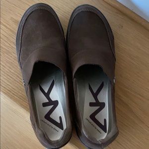 Anne Klein Sport shoes brown size 9